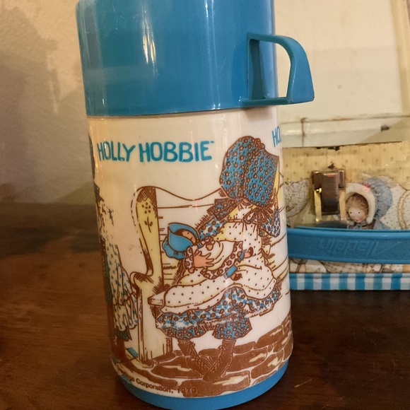 Holly Hobbie 1979 Lunch Box and Matching Thermos - Picture 12 of 16